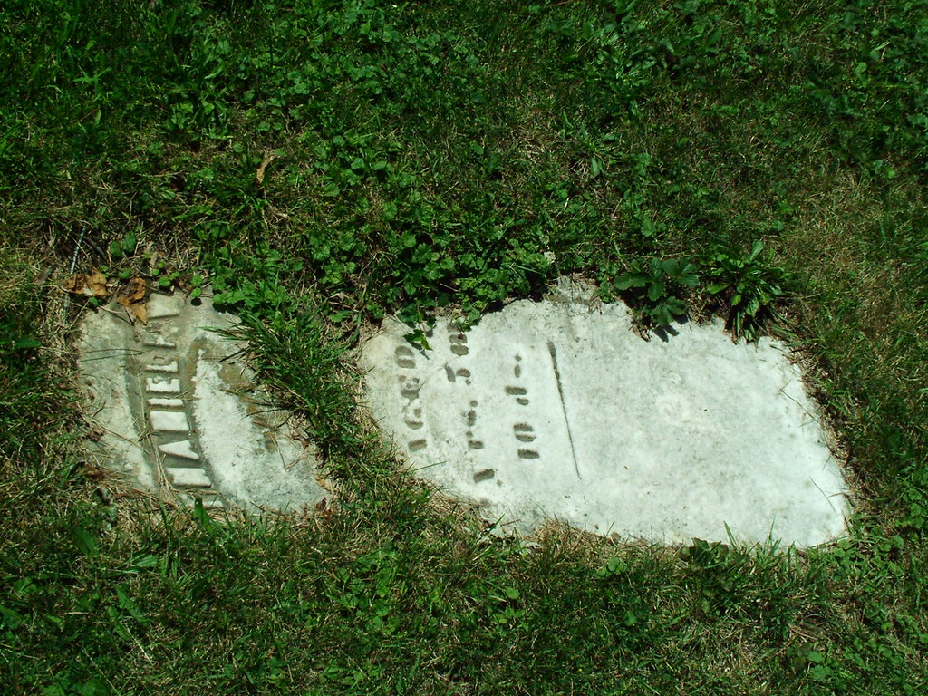 july 6th 2004 Brooks Cemetery 097
