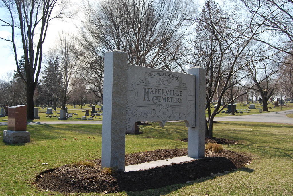 Naperville_Cemetery_003