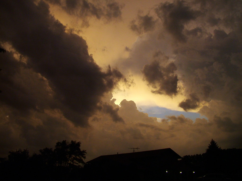 storm clouds 021