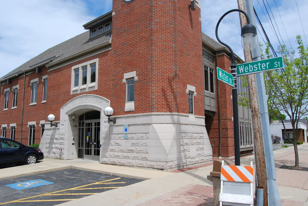 Downtown Naperville 075
