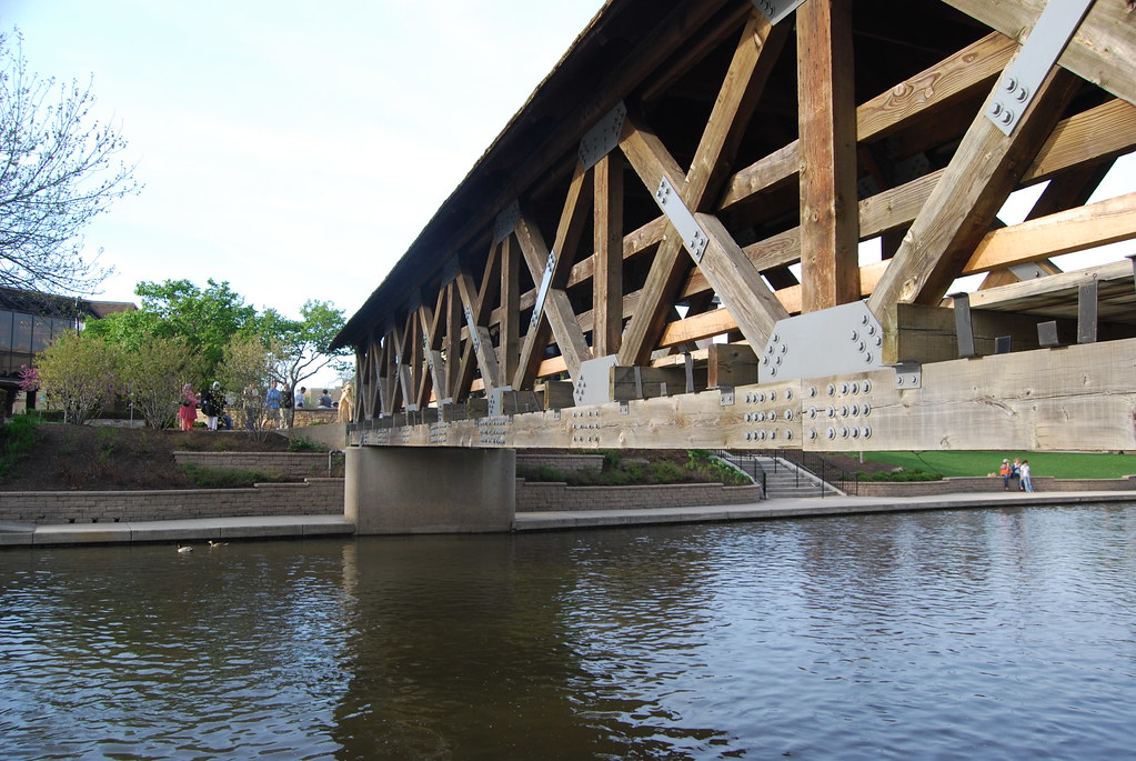 Naperville Riverwalk 093
