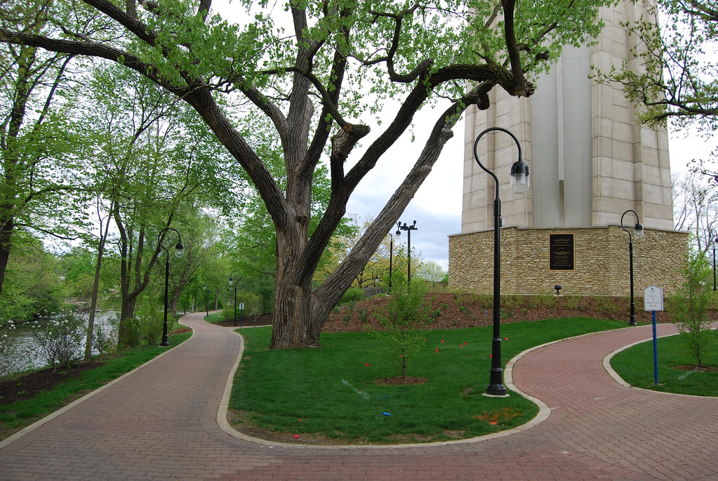 Moser Tower Naperville 006