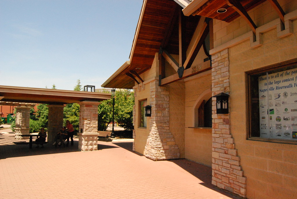 Naperville 054
