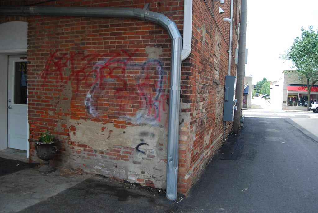 Naperville Graffiti August 2009 051