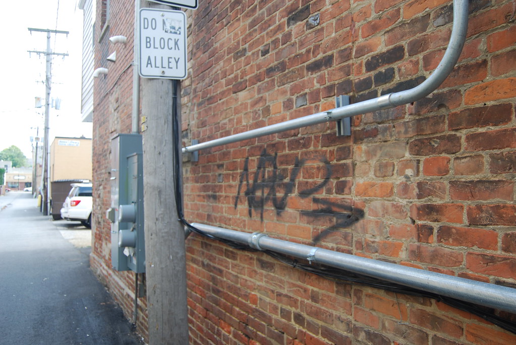 Naperville Graffiti August 2009 050