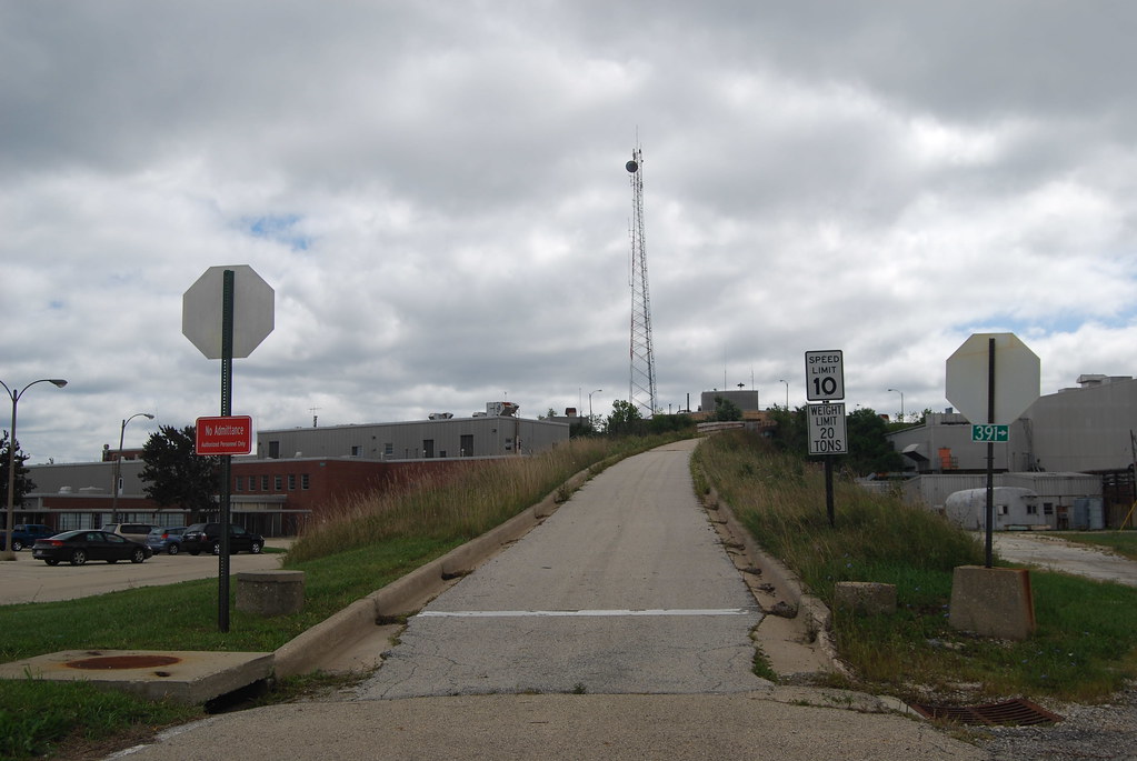 Argonne National Laboratory Campus 054