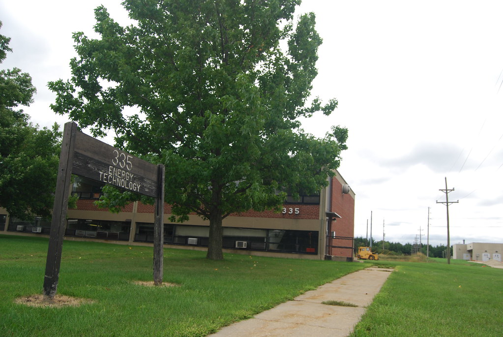 Argonne National Laboratory Campus 041