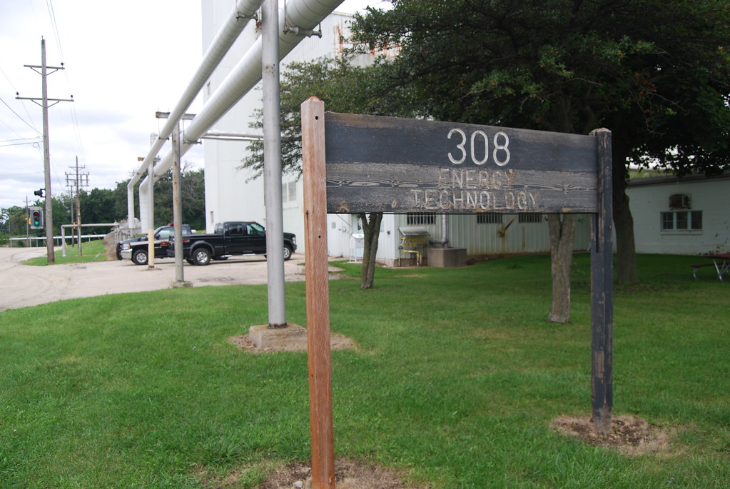 Argonne National Laboratory Campus 025
