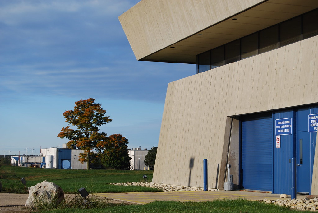 Fermilab Campus in Fall 009
