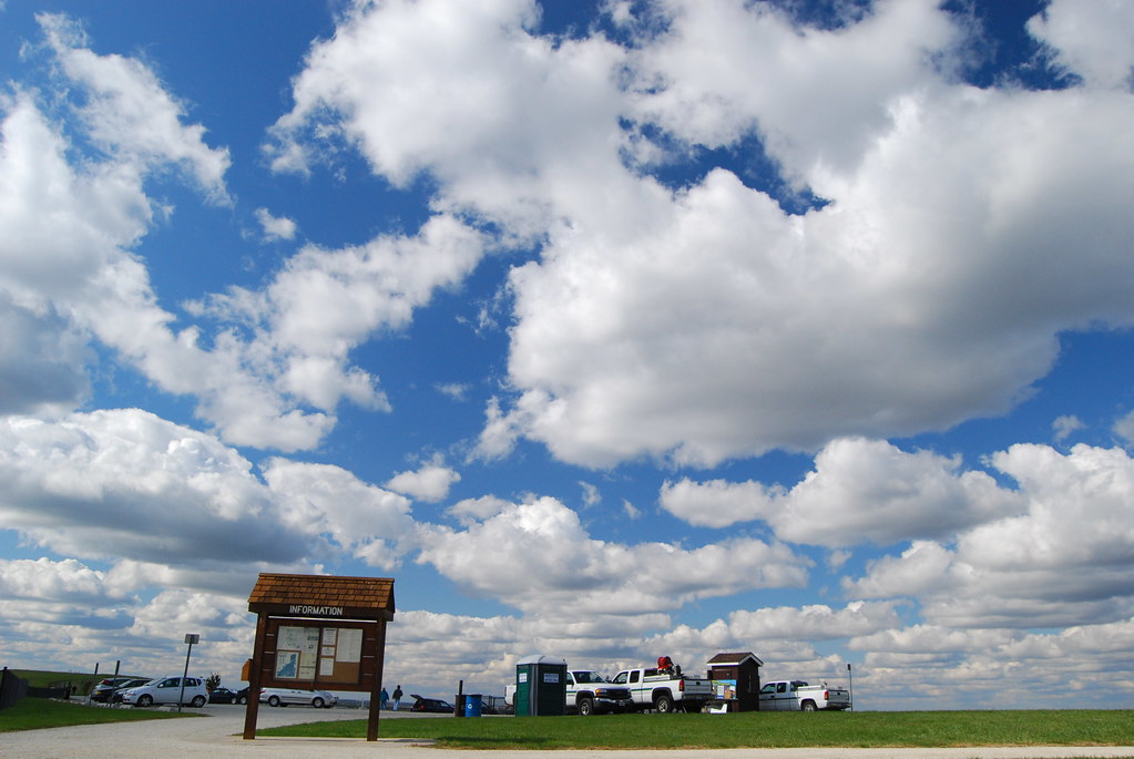 Autumn at Naperville Scenic Overlook 321