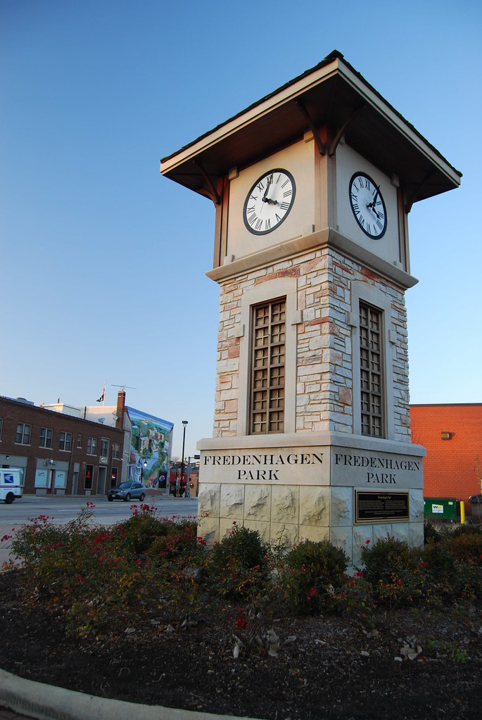 Naperville at Sunset 024