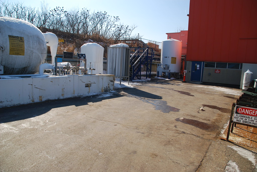 Fermilab CDF Liquid Nitrogen