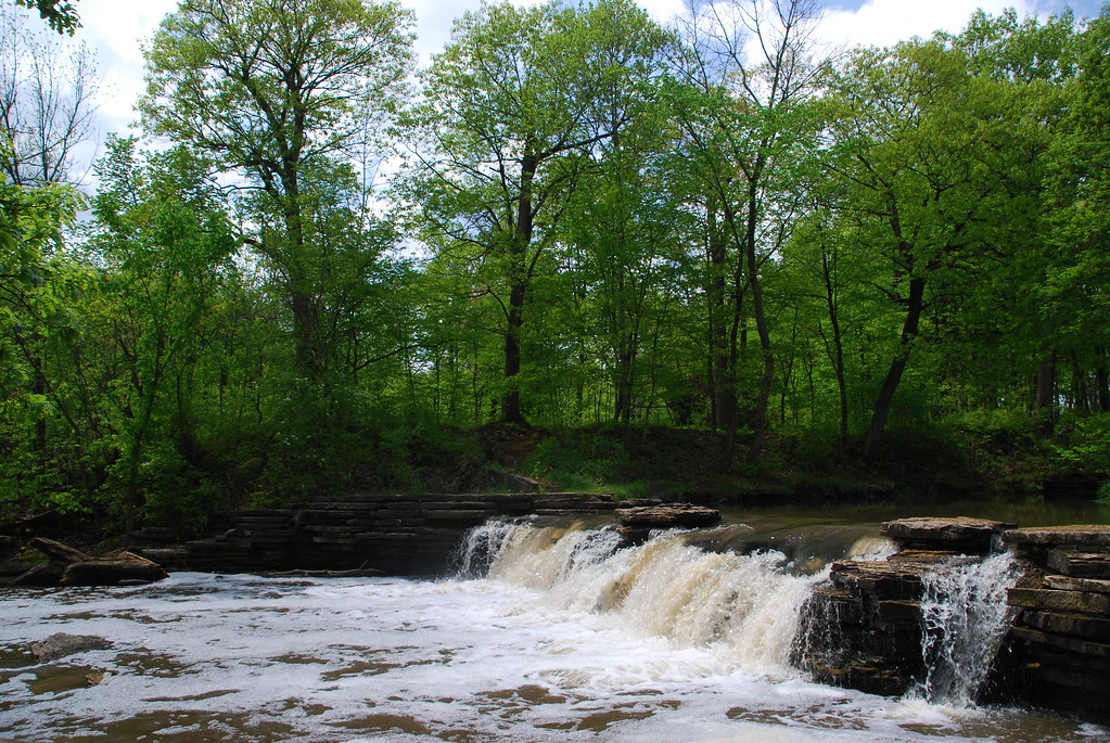Waterfall Glen 036