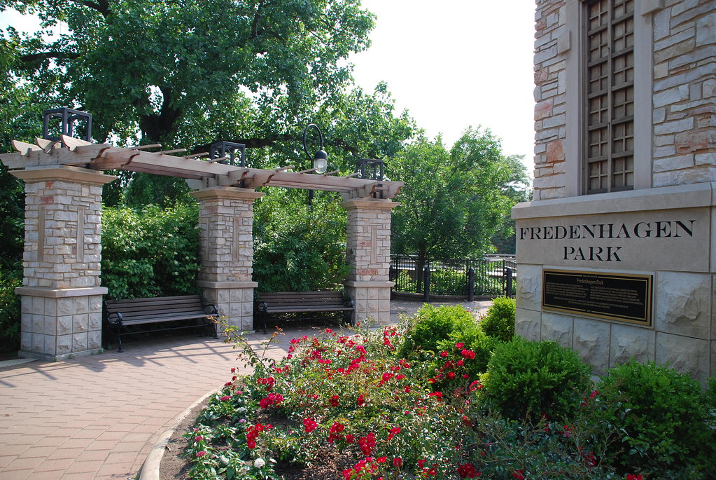 Naperville Fredenhagen Park 055