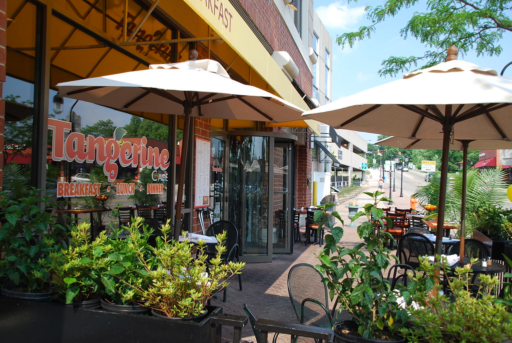 Tangerine Café in Naperville
