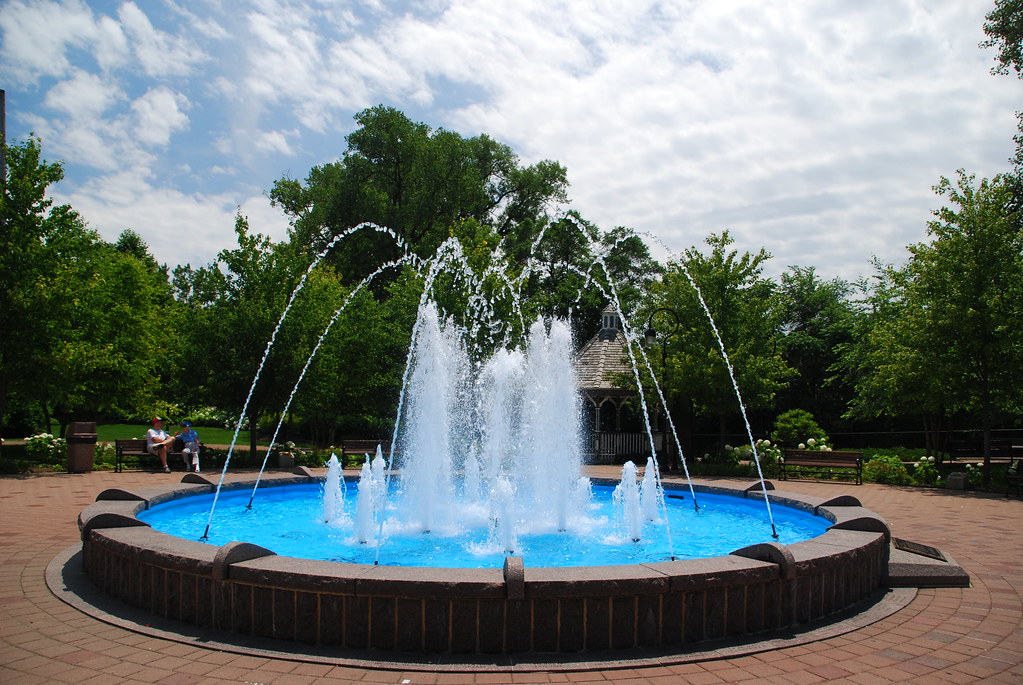 Naperville Riverwalk 094