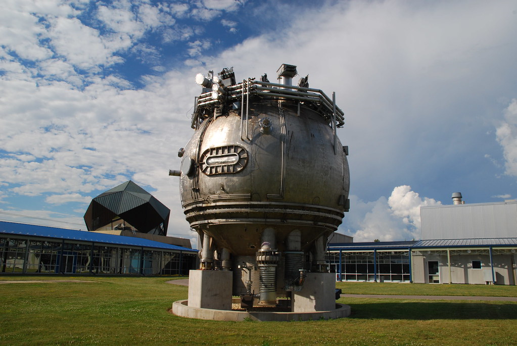 Fermilab Bubble Chamber 273