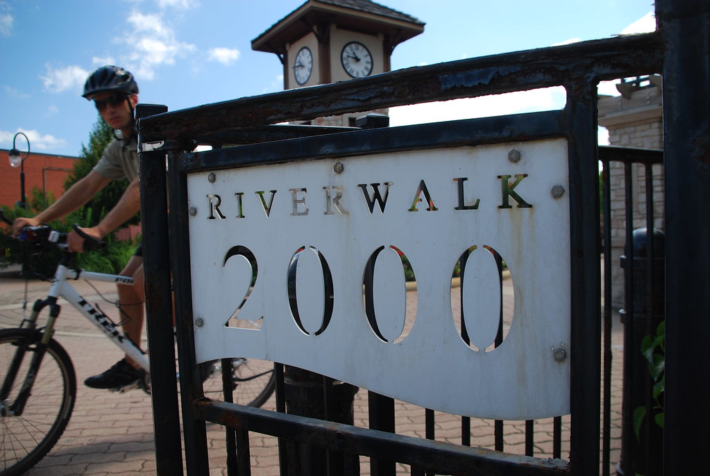 Naperville Riverwalk Flood 033