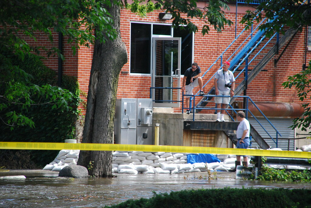 Naperville Riverwalk Flood 076