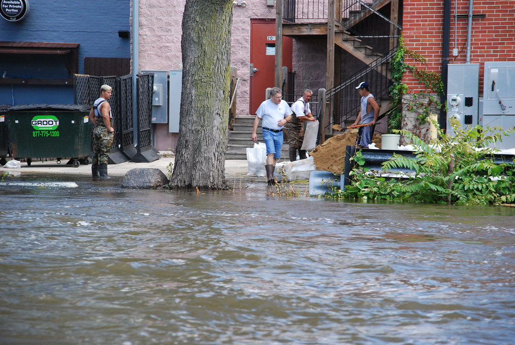 Naperville Riverwalk Flood 066