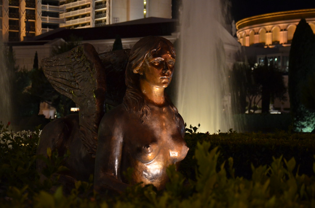 Caesars Palace Statue