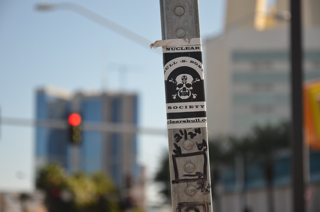 Skull-N-Bone Graffiti