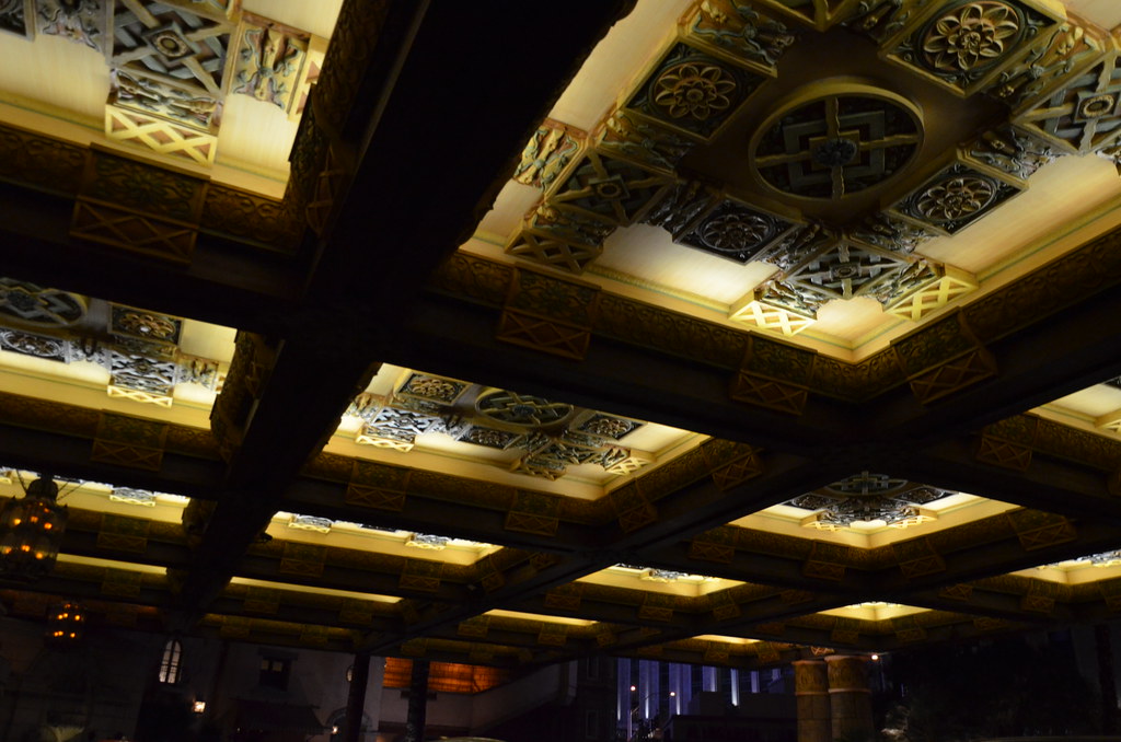 Treasure Island Las Vegas Pick Up Ceiling