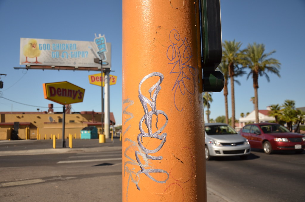 Denny’s near Graffiti