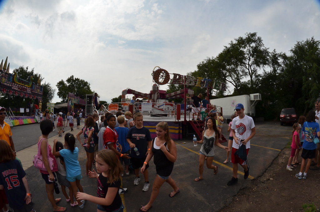 Orbiter Carnival Ride at Naperville Last Fling