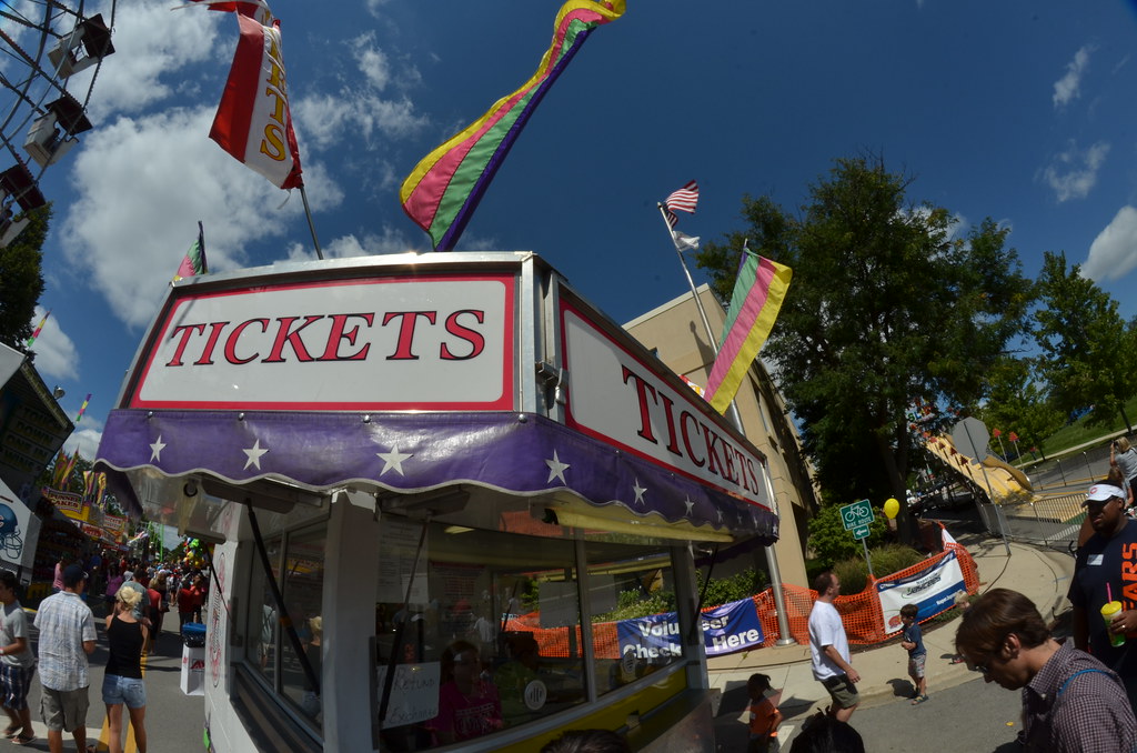 Naperville Last Fling Carnival 261