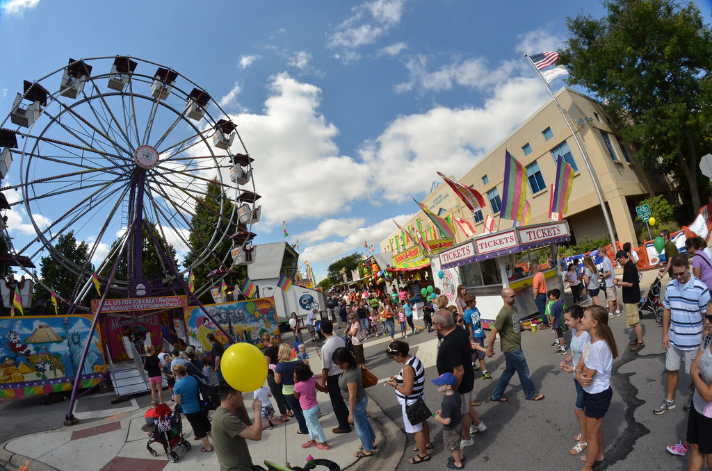 Naperville Last Fling Carnival 336