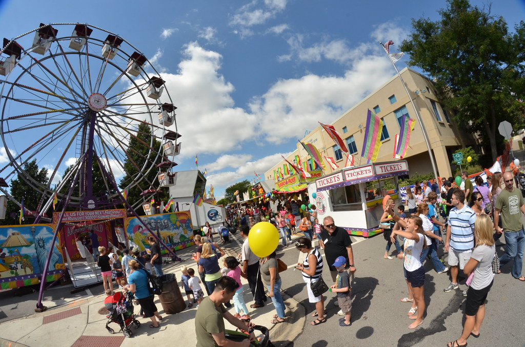 Naperville Last Fling Carnival 339