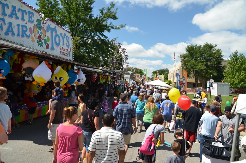 Naperville Last Fling Carnival 383