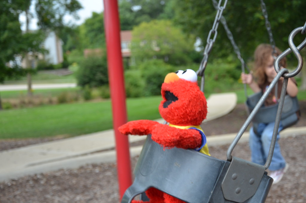 Elmo at the Park 092