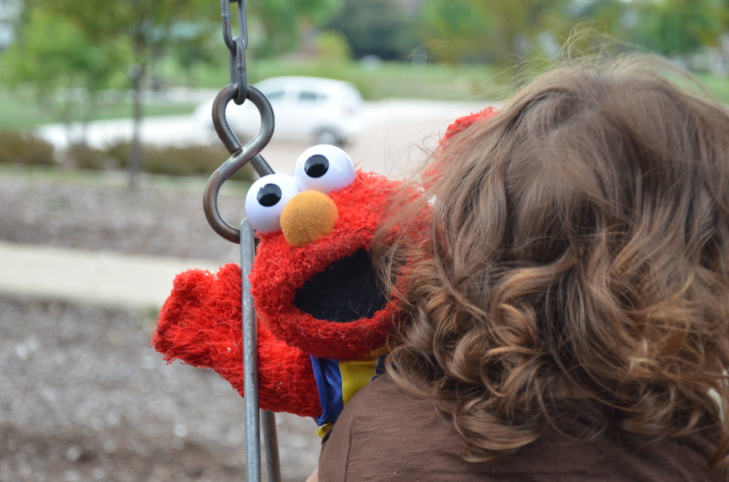 Elmo at the Park 119