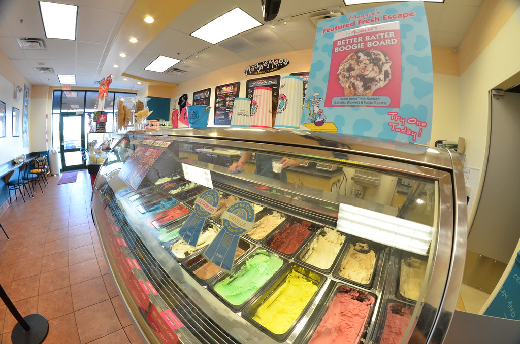 MaggieMoo’s Ice Cream and Treatery in Naperville