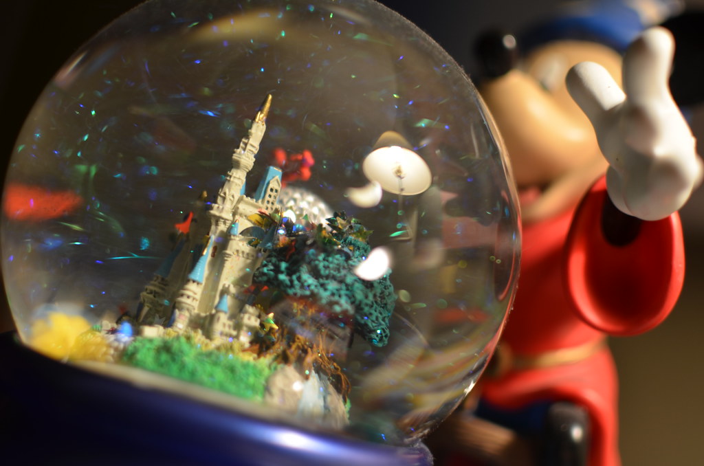 Disney Mickey Mouse Fantasia Snow Globe