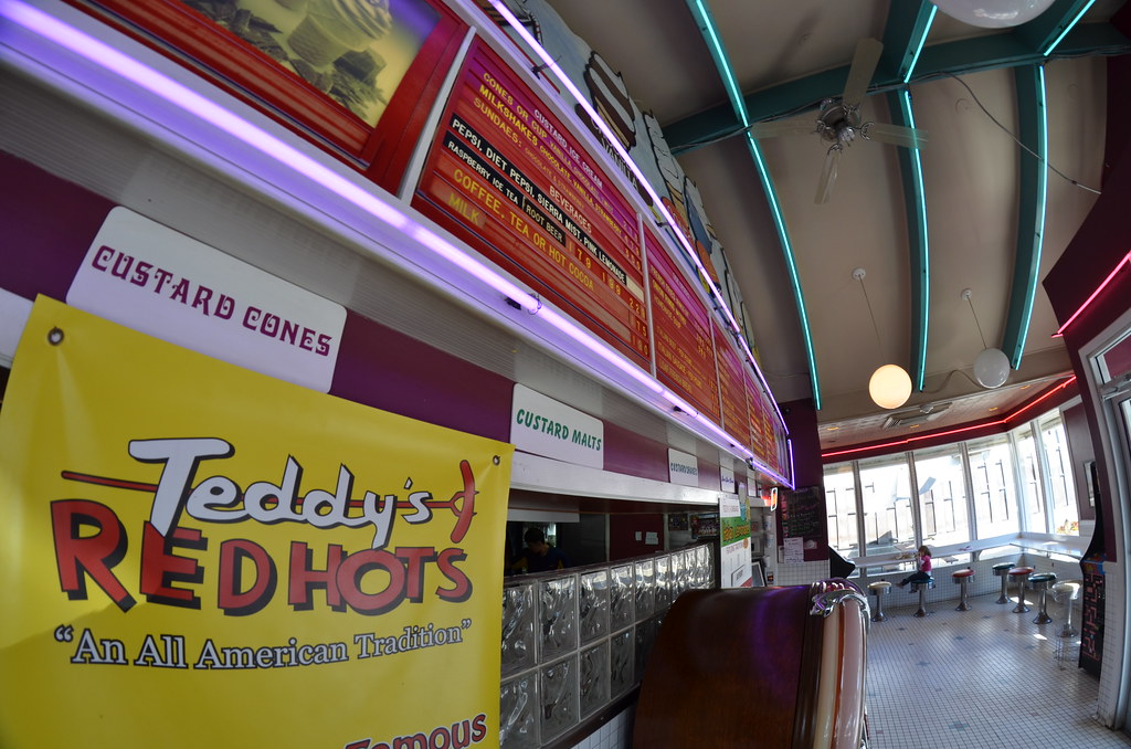 Teddy’s Red Hots