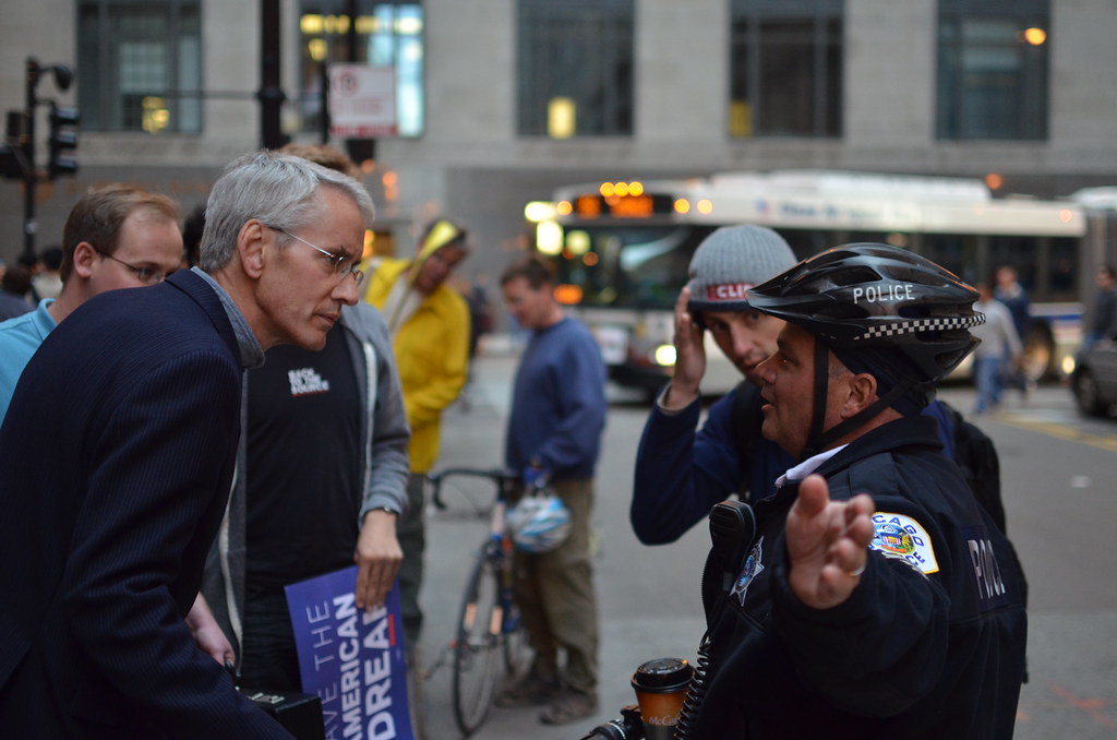 Man stands up to police at Occupy Chicago