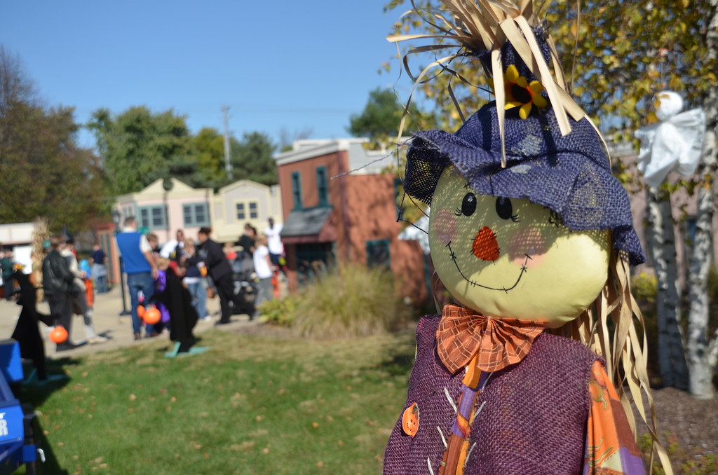 Safety Town Trick or Treat 072