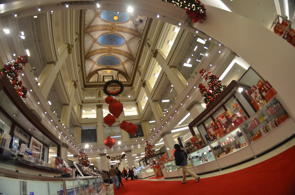 Macy’s in Marshall Field’s Historic Building