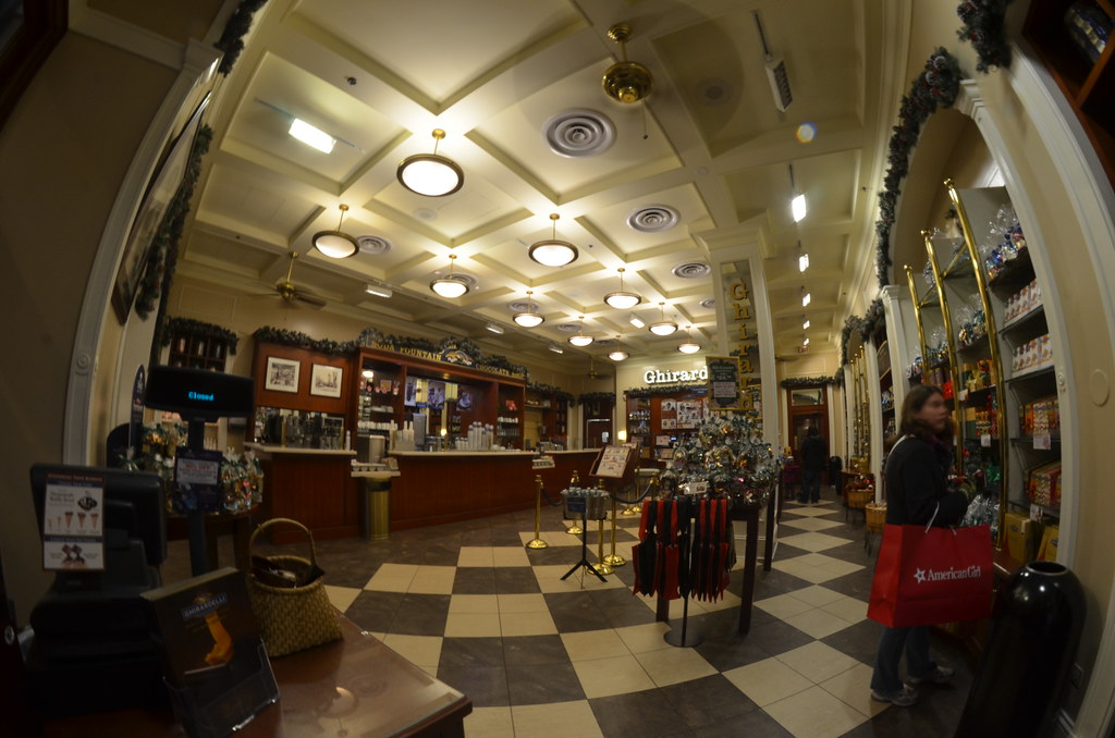 Ghirardelli Chocolate Shop