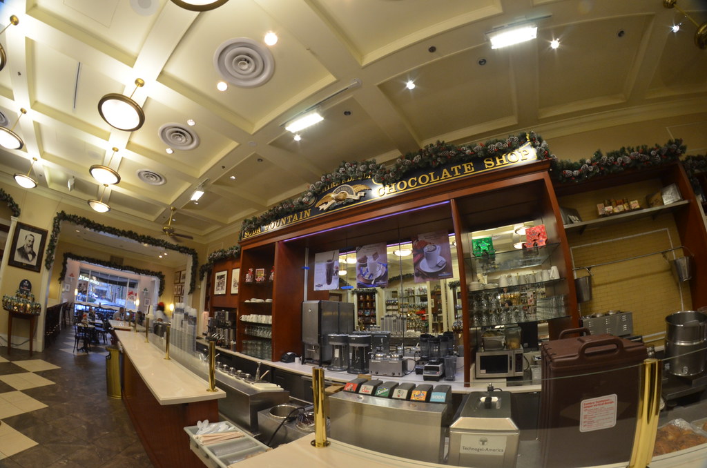 Ghirardelli Chocolate Shop