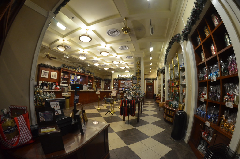 Ghirardelli Chocolate Shop & Soda Fountain