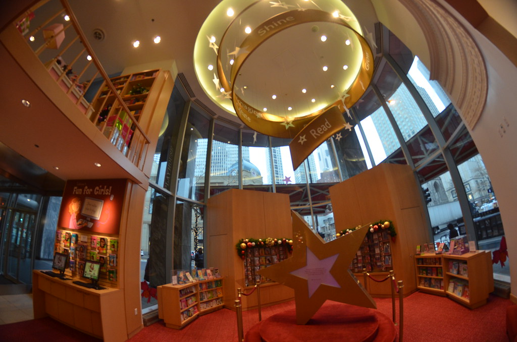Downtown Chicago Doll Store