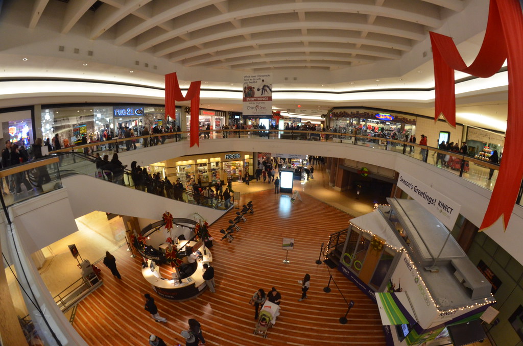 Christmas Shopping 339