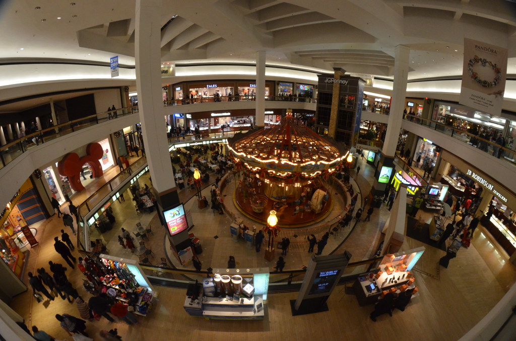 Christmas Shopping 346