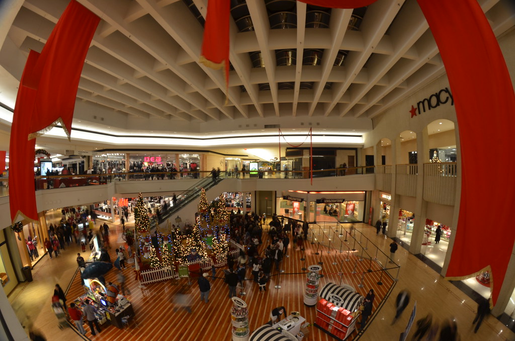 Christmas Shopping 372
