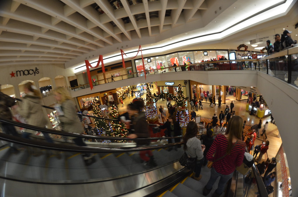 Christmas Shopping 412