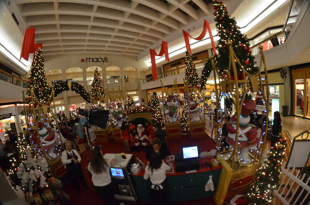 Christmas Shopping 428